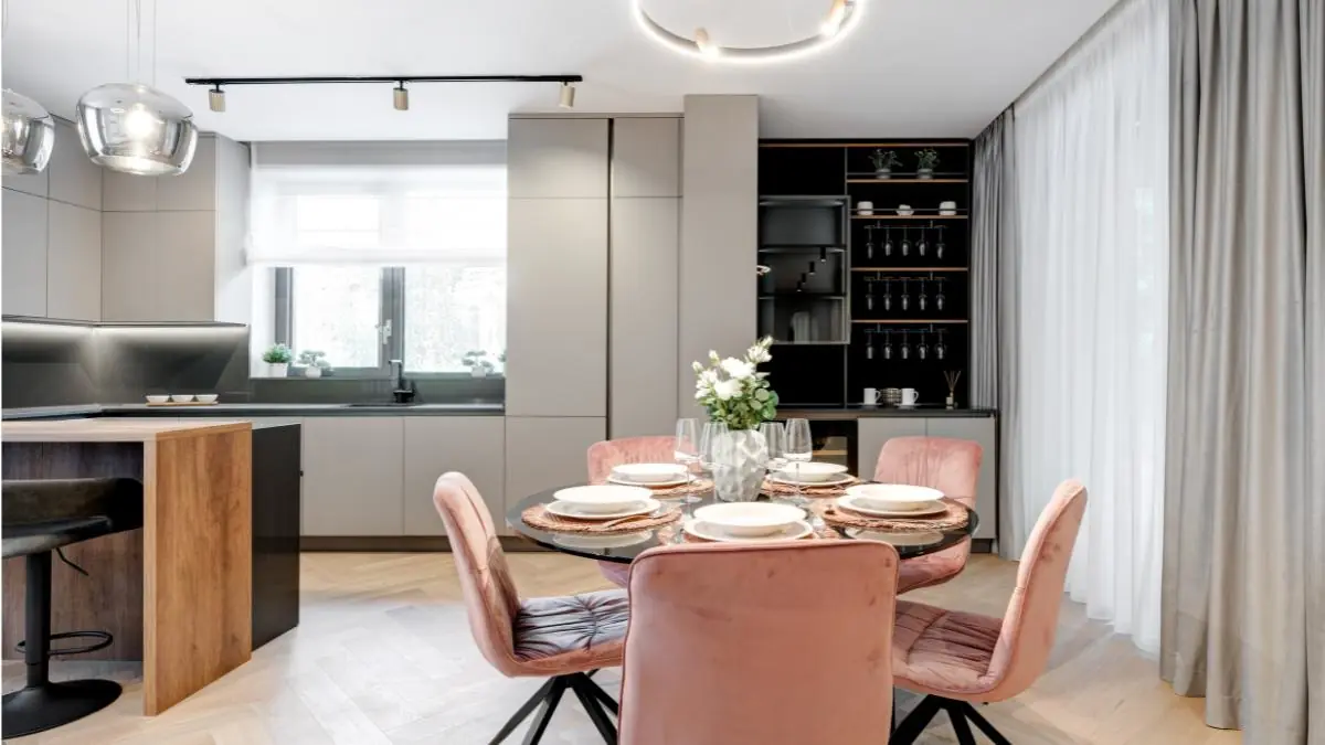 ARQA Jolie Village - showroom amenajat