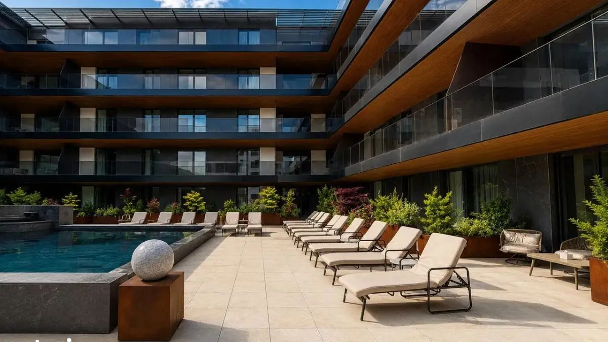 Piscină exterioară încălzită